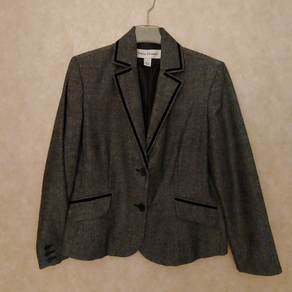 Rena Rowan Gray Blazer with Black Trim